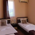 Respekt 3* ساني بيتش